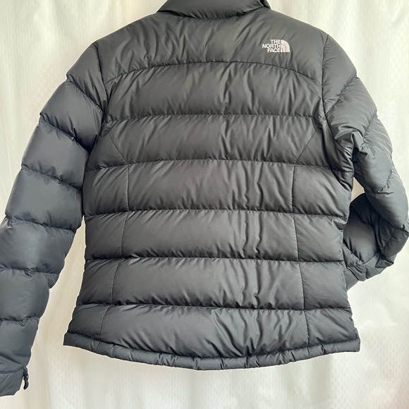The North Face 700 goose down puffer jacket size medium - Picture 8 of 11